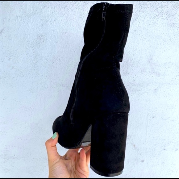 Rose🌹Booties, Black - Various Sizes - Picture 4 of 4